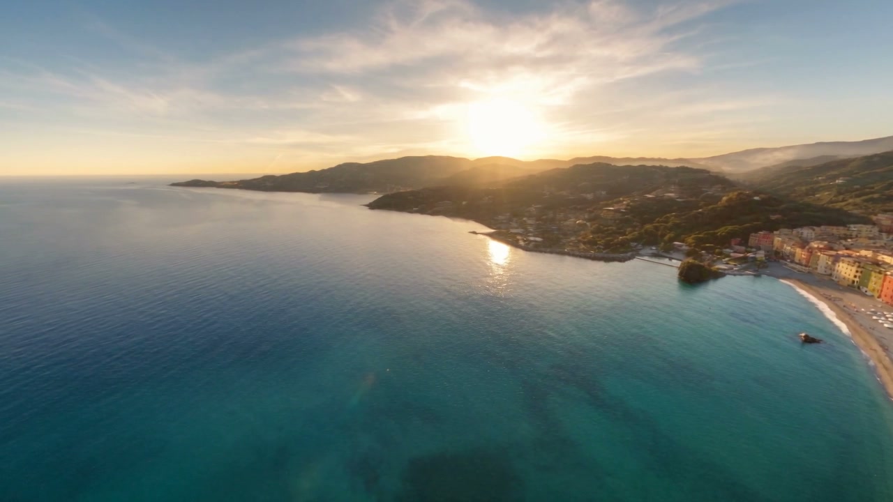 The Gulf of Tigullio from above at dawn