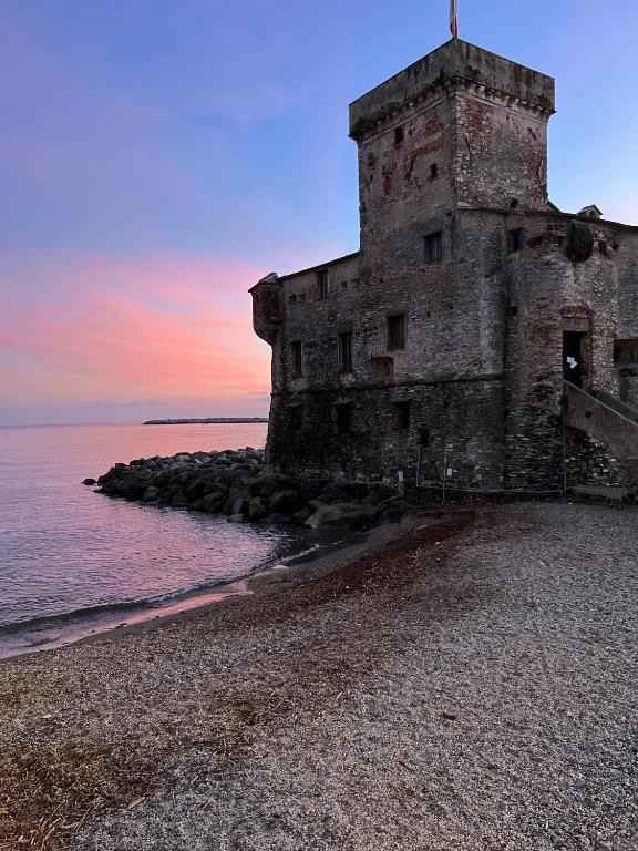 Al Castello, Rapallo, photograph 9 of 50