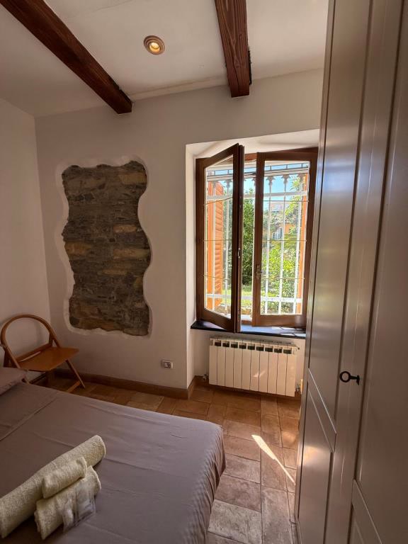 Casa Isabel, Rapallo, photograph 1 of 17