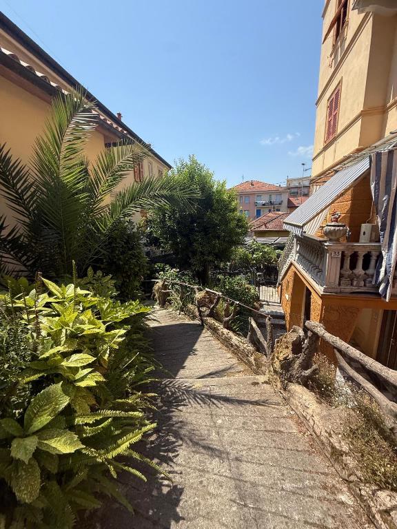 Casa Isabel, Rapallo, photograph 8 of 17